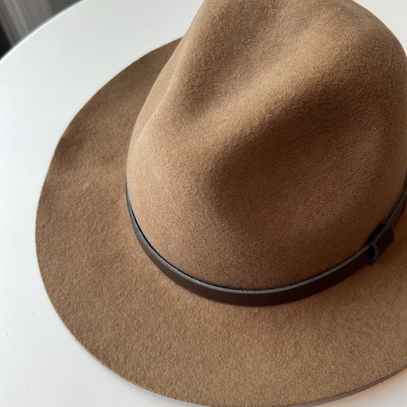 H&M Camel Colored Fedora Hat 100% Felted Wool with Vegan Leather Belt Tan Brown - Picture 5 of 16